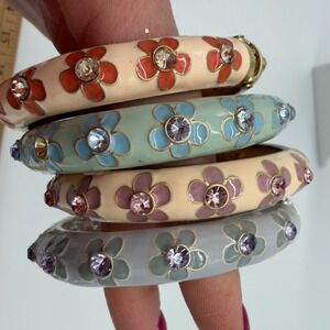 Vintage Enamel Flower Hinged Bangle Bracelets Rhinestone Set 4 Pastel Boho